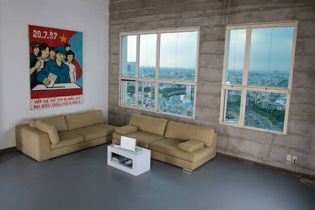 Lounge Area Without Floor