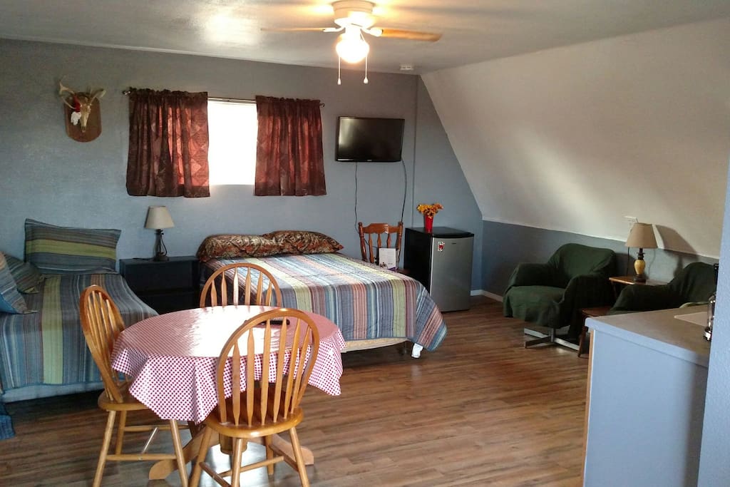 Living, Sleeping Area