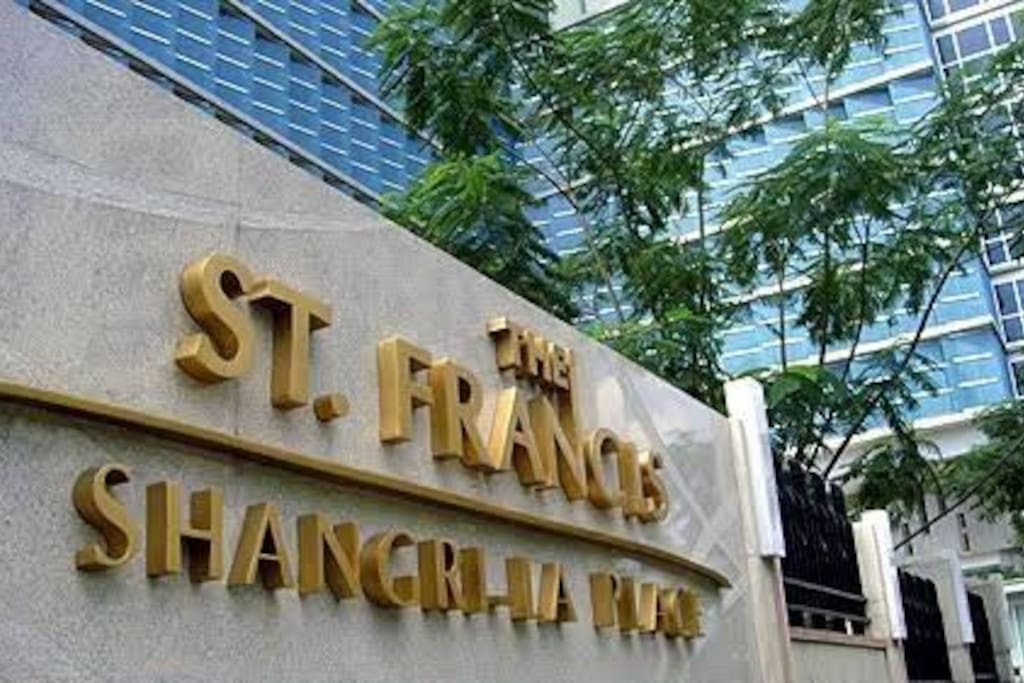 St Francis - Shangri-La