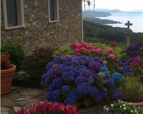 GOLMAR: MAGICAL PLACE (la Coruña)