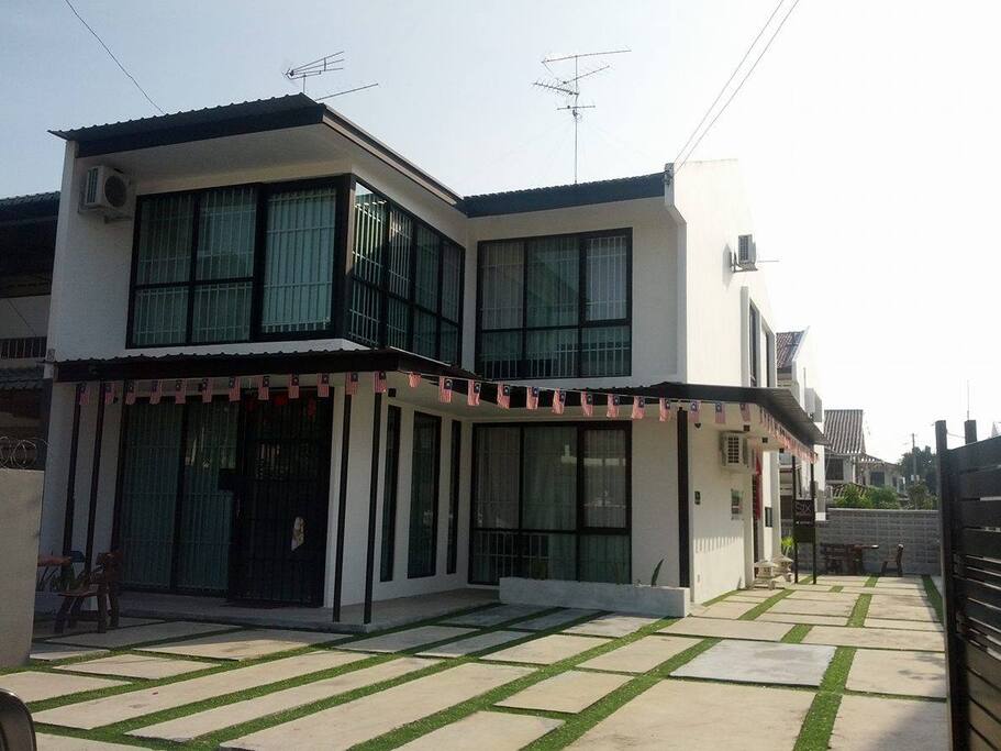 Villa Outlook