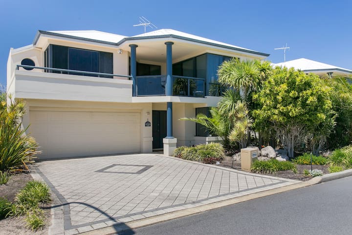 Seahaven Villas by Rockingham Apartments