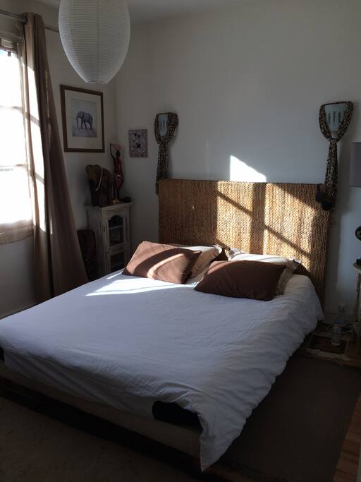 chambre principale lit en 160