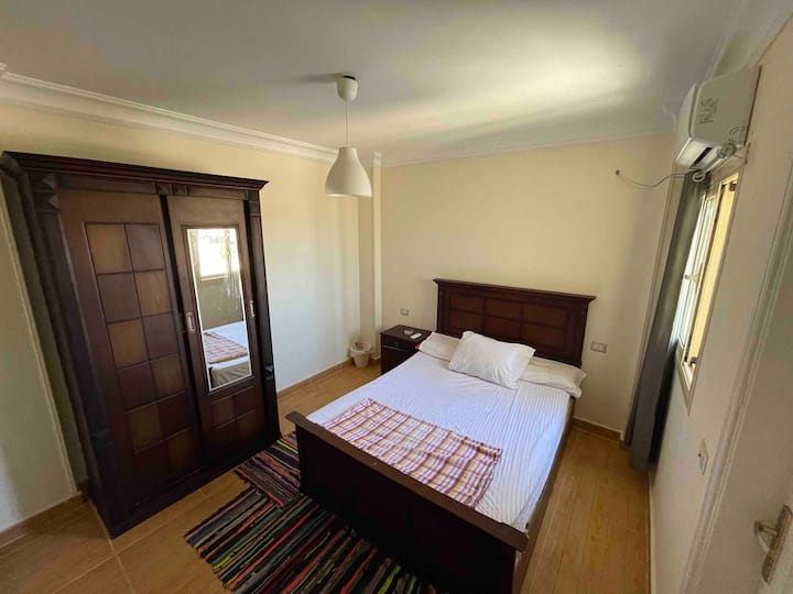 غرفة النوم 1