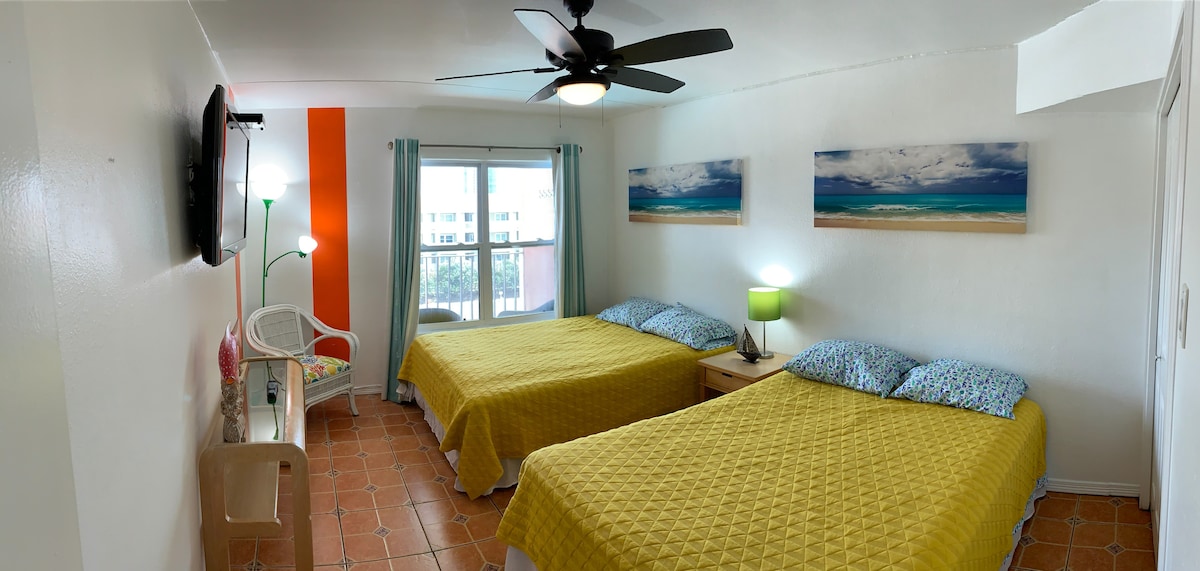 Dormitorio de invitados: 2 camas tamaño queen