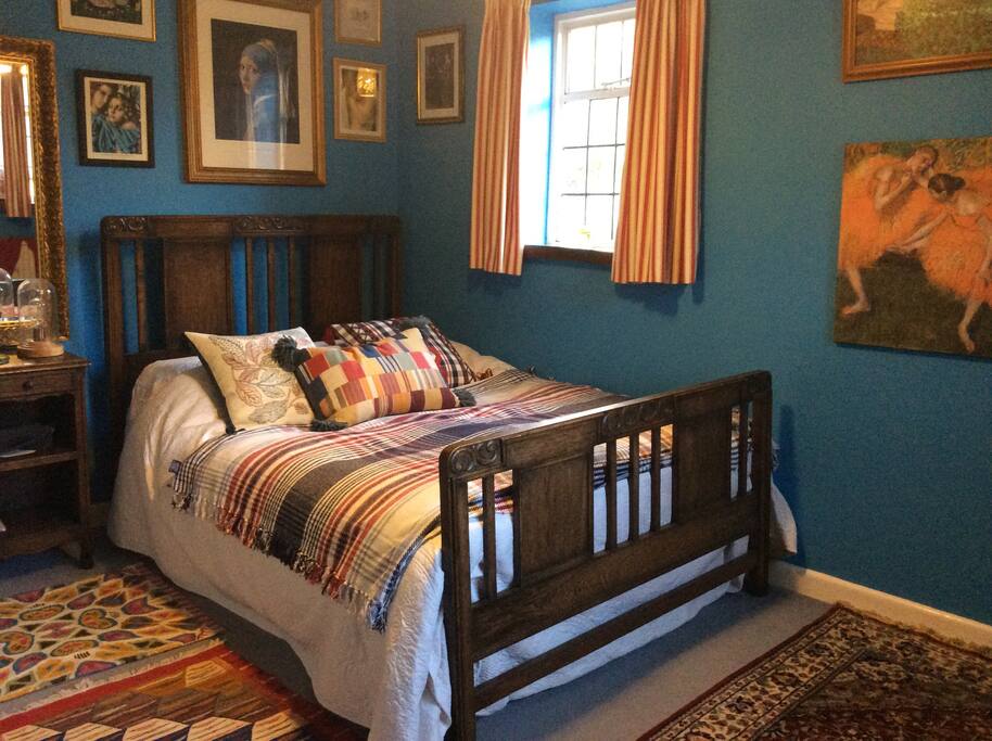 Comfy bedroom