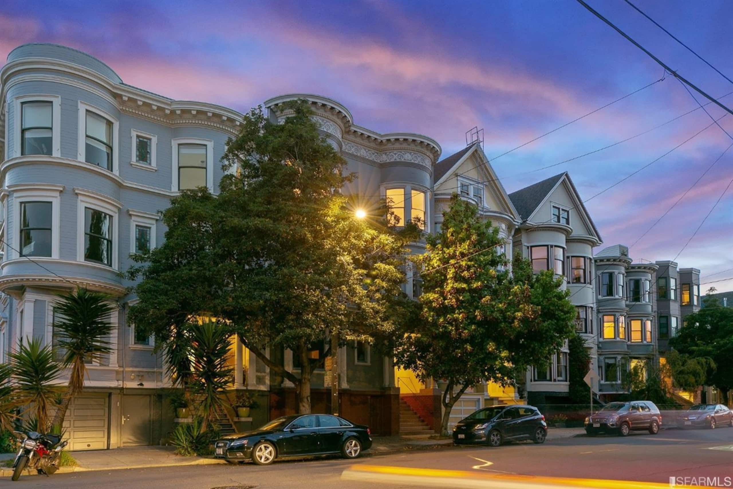 Condo in San Francisco · ★4.96 · 4 bedrooms · 6 beds · 2 baths - Image 16