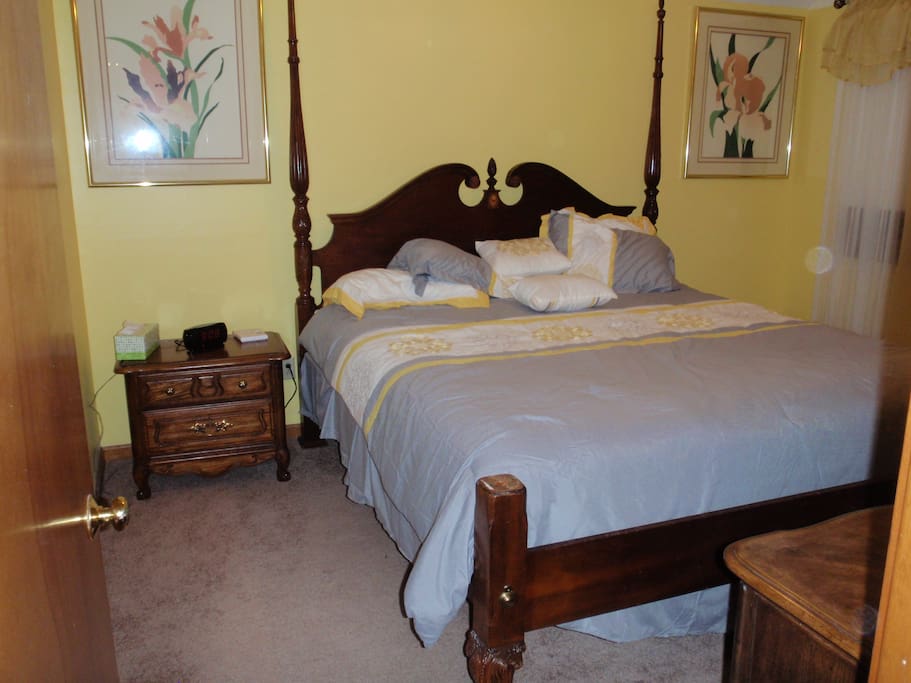 Master room
King size Bed