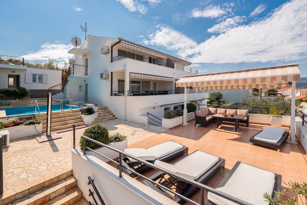 house by day