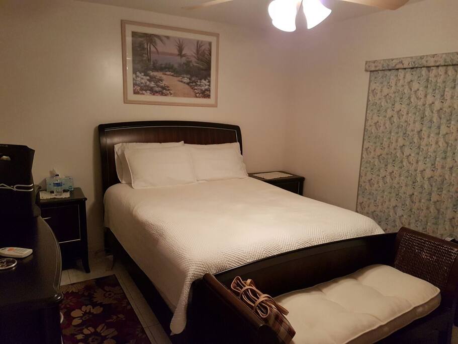 queen size bed