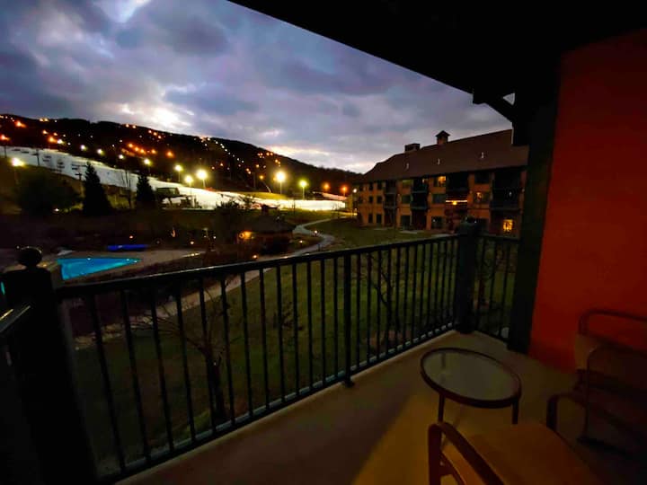 Top 12 Airbnb Vacation Rentals Near Mountain Creek, New Jersey