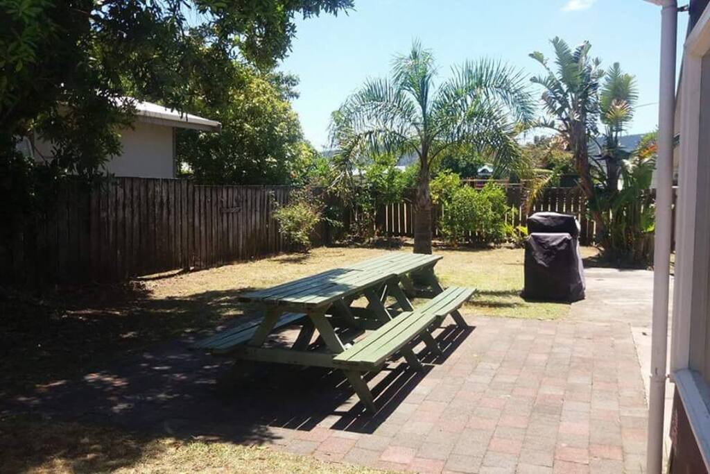 Relaxing back yard