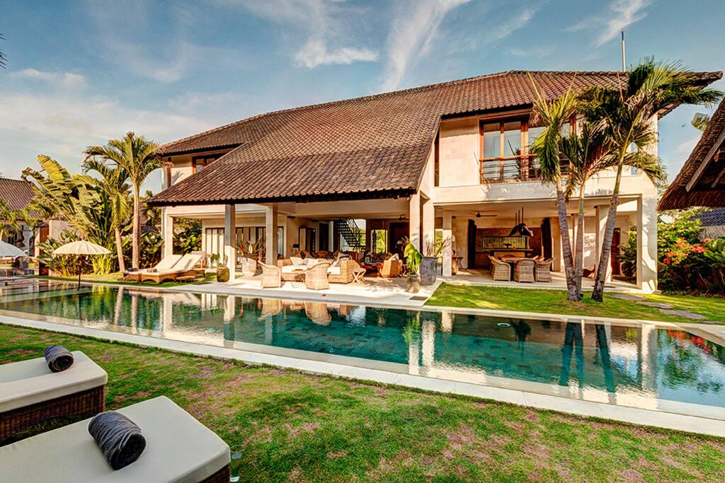 Villa Overview