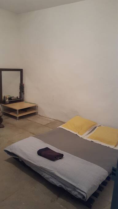 Chambre n° 2/ Lit 2 places