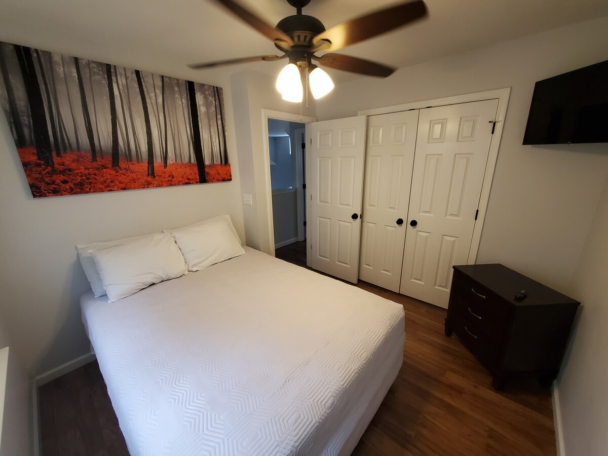 Private Room Charlotte, NC Fully Furnished 4 Charlotte, North