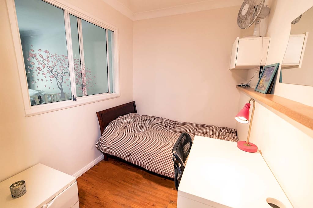 Second room with single bed