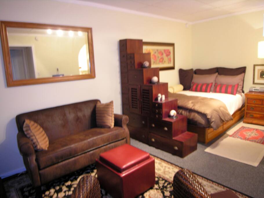 Sitting Room & Sleeping area