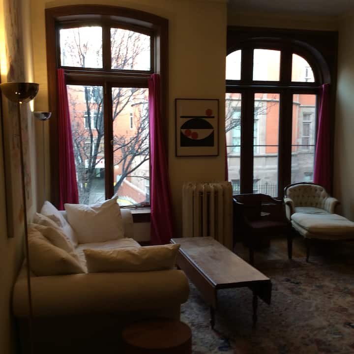5 Bdrm Twnhouse Sleeps 7. Garden. Cpw. Columbiau - New York City
