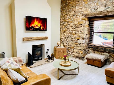 The Old Paper Shop,Sleeps 4,WiFi,Nr Lake District