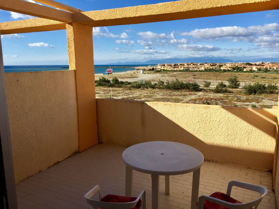 Terrasse de 12 m2 avec superbe vue.