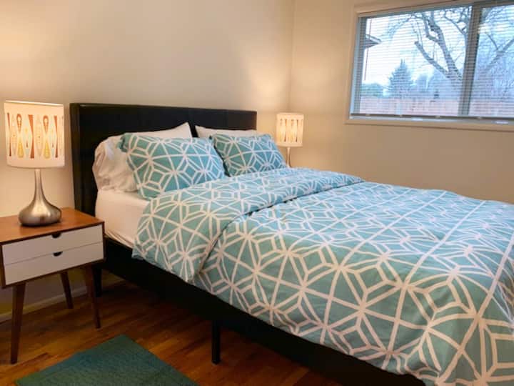 Bedroom #2 - Queen-size bed with comfy 10" mattress