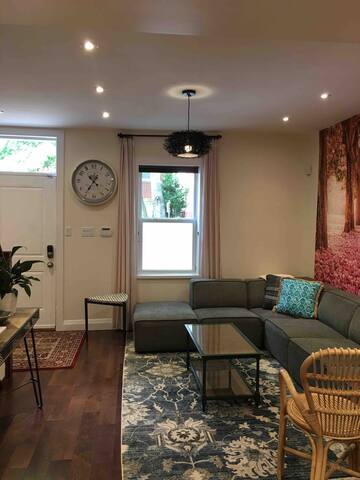 City Home gallery image 2