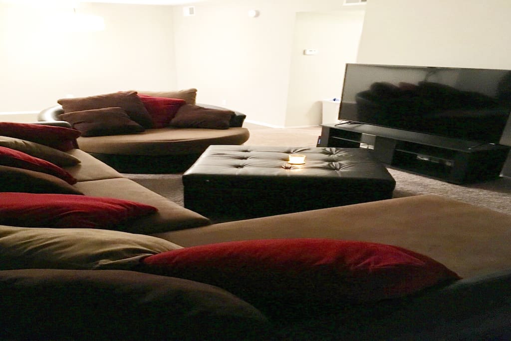 70 inch smart TV
Luv-Seat
Sectional