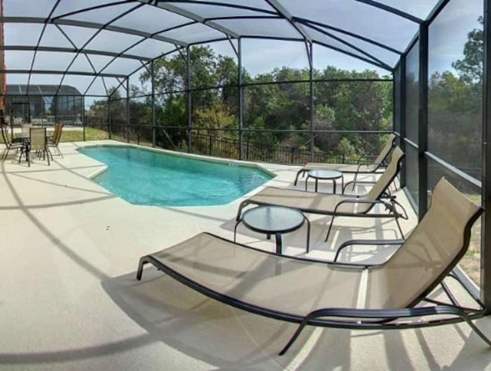 Awesome Villa — photo 1