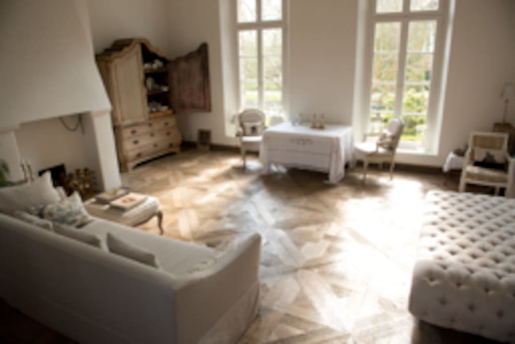 EG Parkettsalon
