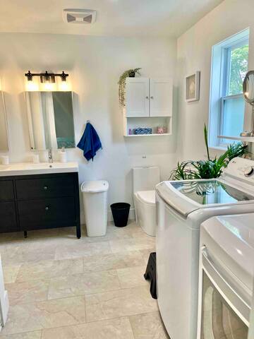 Summer House – Walk to Parlee! gallery image 4