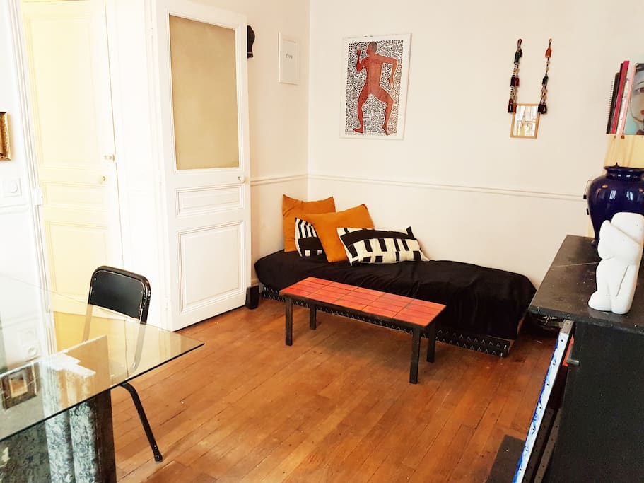 Living room with 2 tables and 1 sofa (tatami you can use to sleep)
