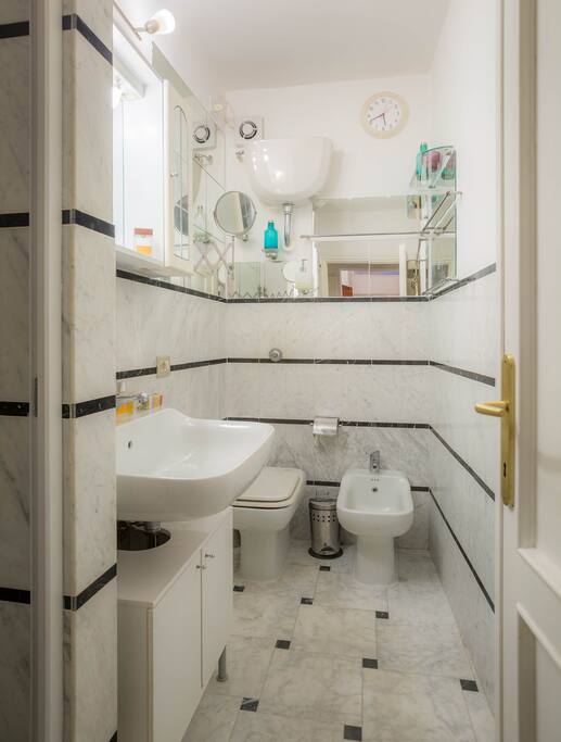 bagno con doccia