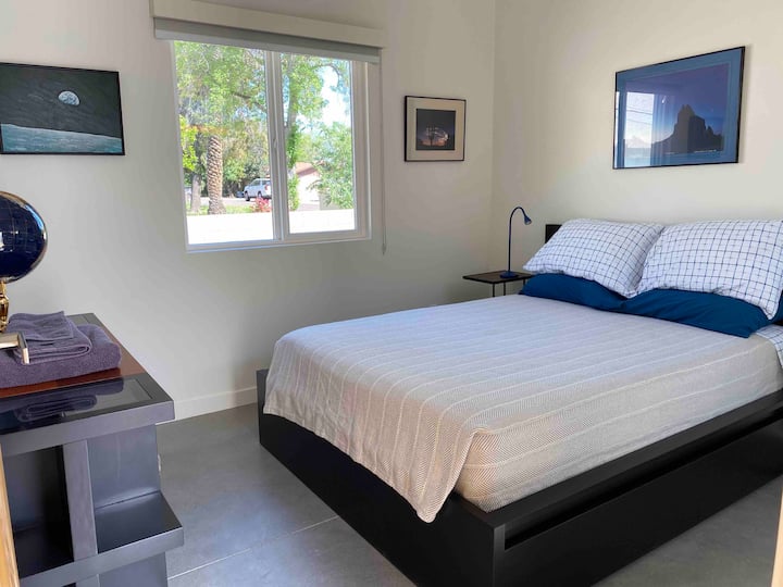 Bračni krevet (širine 150 – 179 cm)