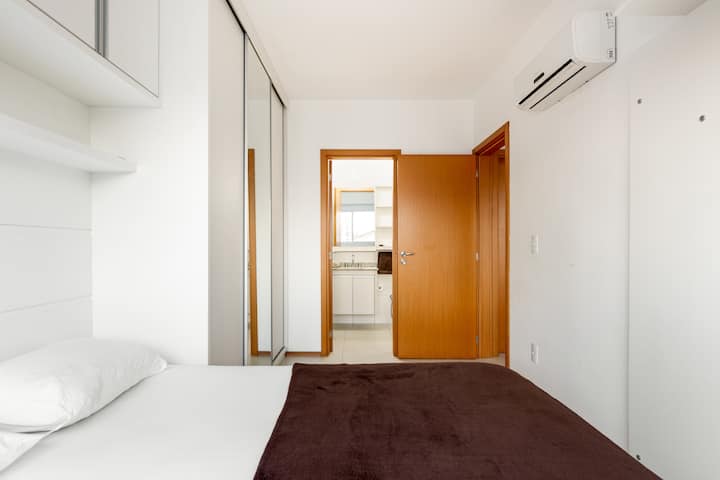 Suitë me krevat dopio dhe dy krevate ndihmës 