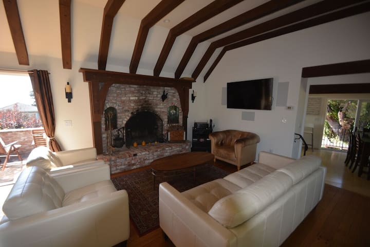 Villa in the Sky gallery image 3