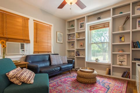 Successful Airbnb property: Charming & Central Hyde Park Guesthouse Apartment in Hyde Park
