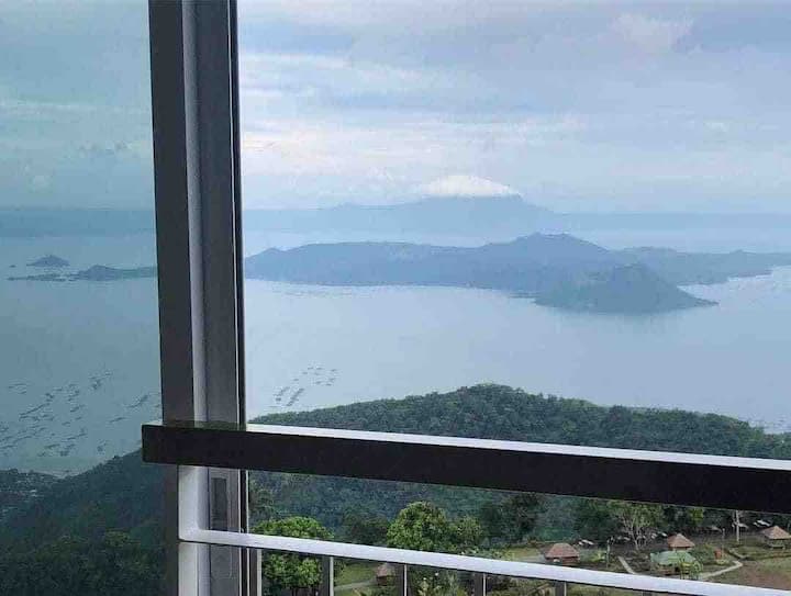 SMDC Wind Residences Tagaytay Tower 2 Taal View Nature lodges for