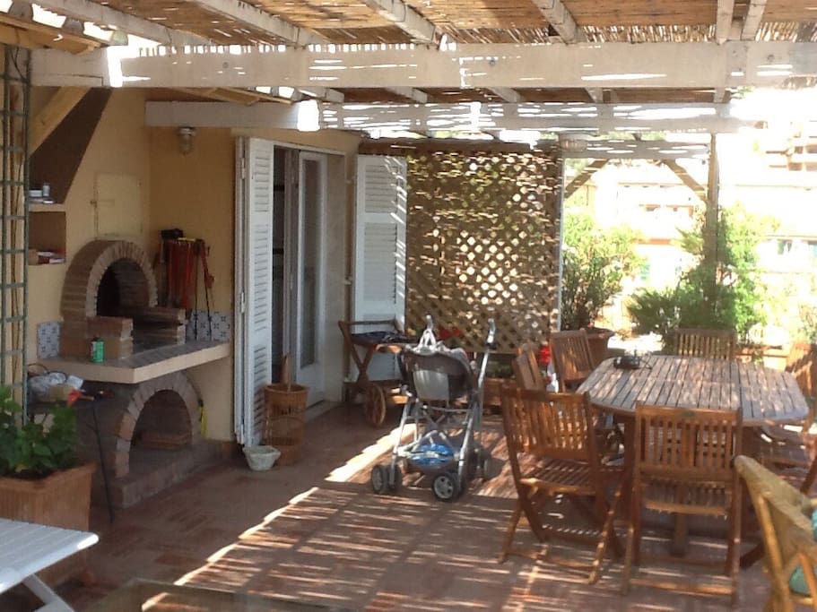 Terrazza con barbecue