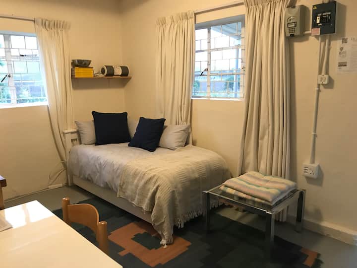 Daybed with underbed too