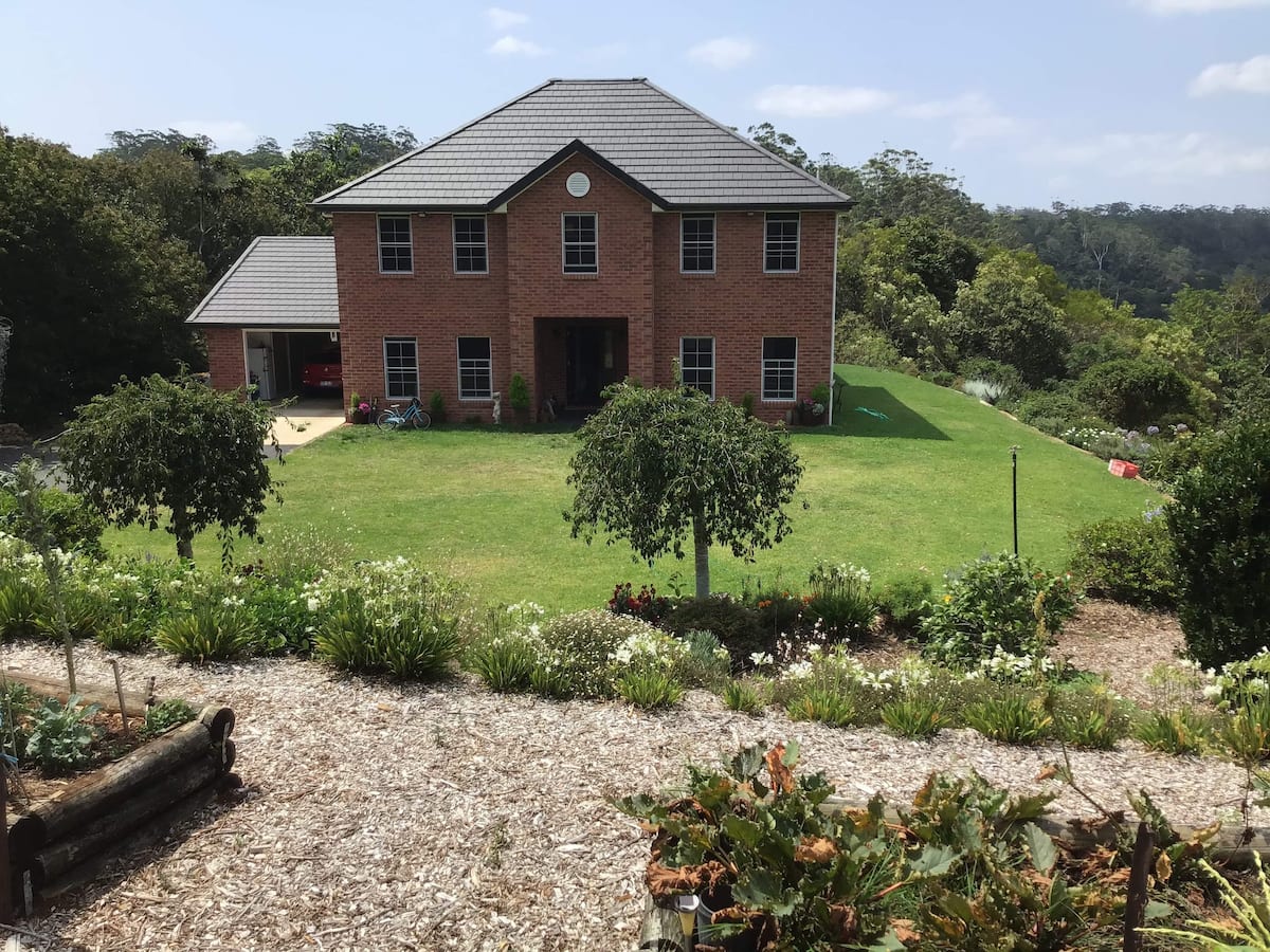Mountain Views on Bartle — photo via the host's Airbnb listing