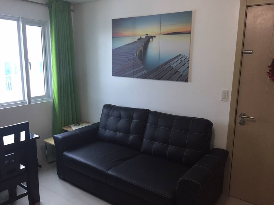 Very cosy, 2 BR condo, with Wi-Fi.