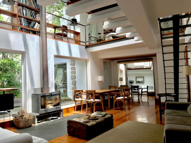 Amazing Mezzanine House with Garden – City Centre