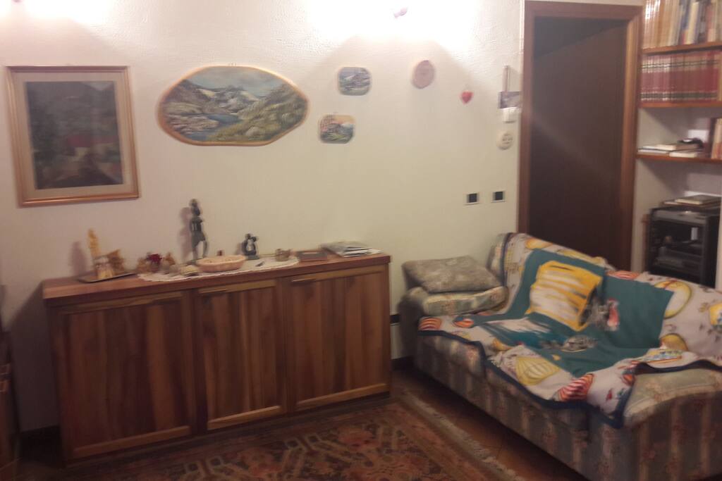 Salotto (living room)