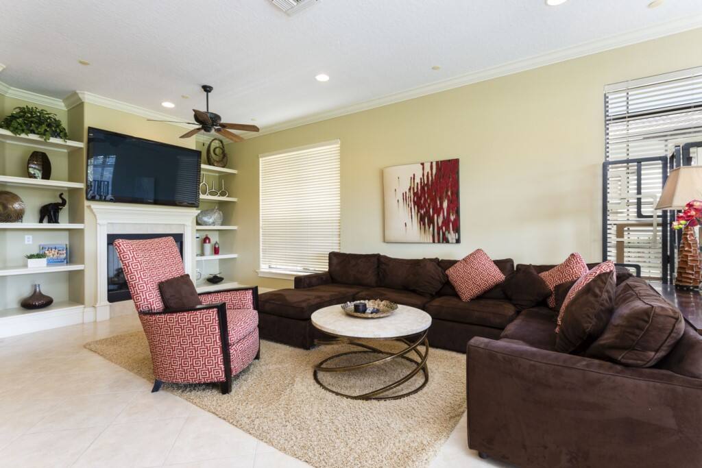 LivingRoom-1