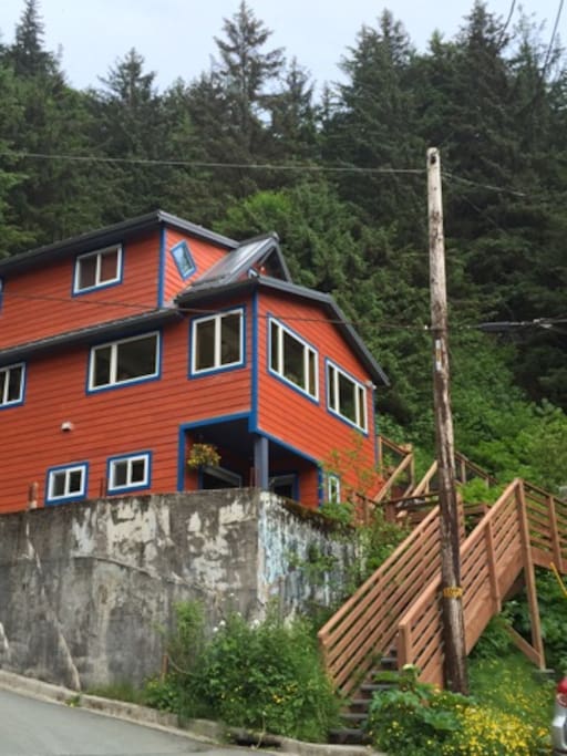 Charming downtown Juneau apartment Apartments for Rent in Juneau, Alaska, United States