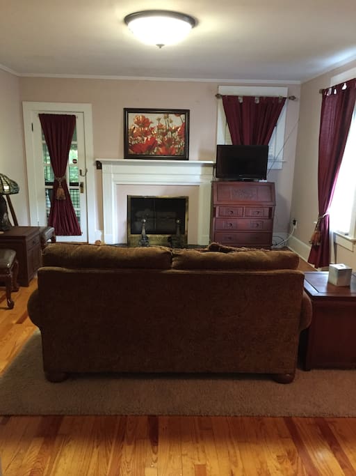 Another (updated) view of living room.