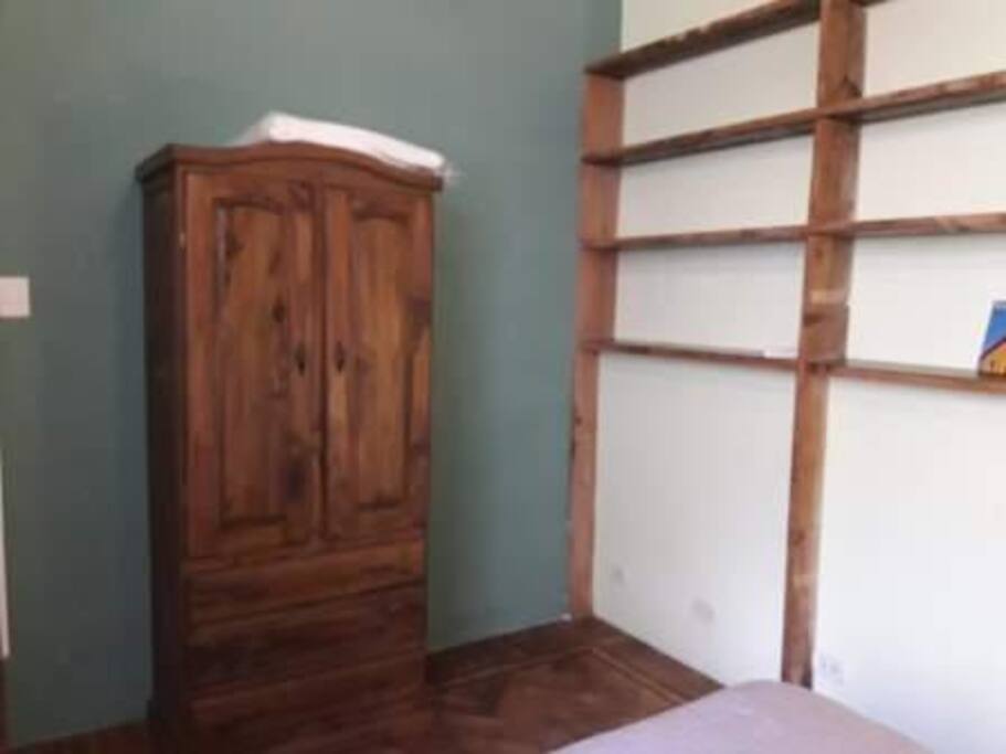 Wood wardrobe, 3 drawers