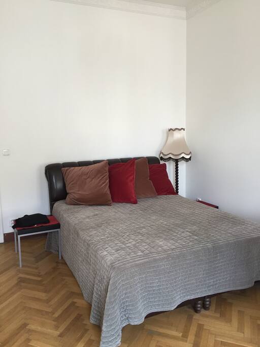 Спальня ном. 1, bedroom. 1