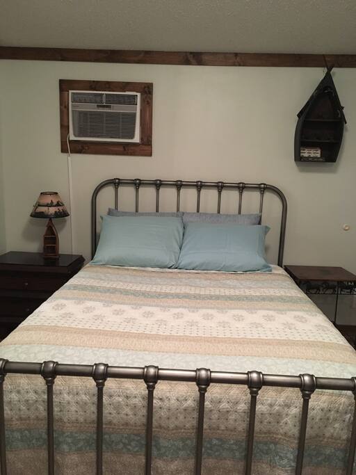 Queen size Bed