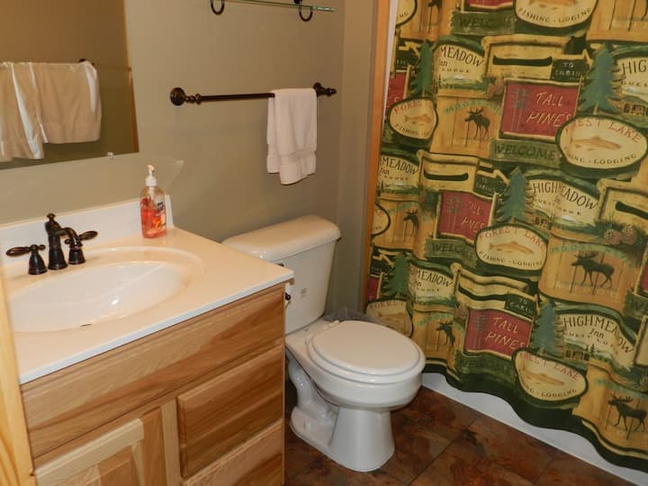 11 Best PetFriendly Cabin Rentals Near Mackinaw City, Michigan